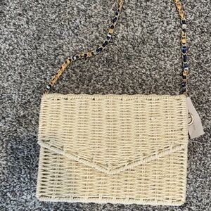 Rattan NWT Bag With Colorful Chain Elegant Cream Woven Shoulder Bag